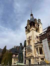 🇷🇴 羅馬尼亞：佩雷斯城堡（Castelul Peleș） 👑