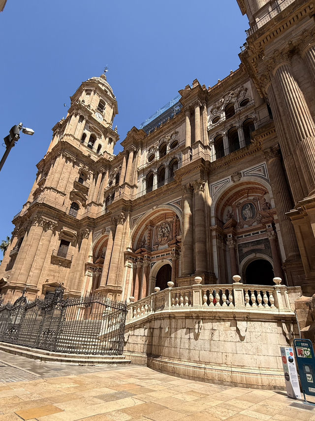 Tracing Time in Timeless Málaga