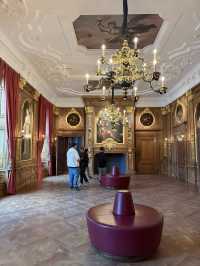 一日遊必去！探訪荷蘭莫瑞泰斯皇家美術館（Mauritshuis）🎨🏛️🌟  