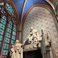 走訪巴黎聖母主教座堂（Cathédrale Notre-Dame de Paris）及莎士比亞書店