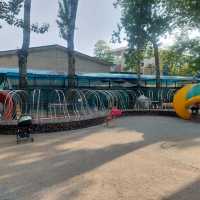 Fangshan Red Scarf Park, water world in the heart of the city