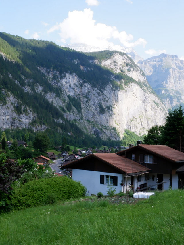 🇨🇭💧 รีวิว Lauterbrunnen – หุบเขาแห่งน้ำตก!