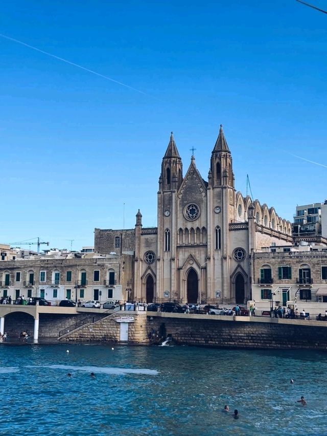 ✨ A Day in St. Julian's, Malta: Vibrant Vibes & Mediterranean Magic! ✨🌊