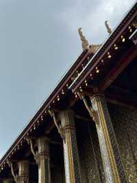 천천히 흐르는 기도의 강, 왓 포 