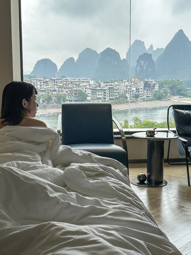 陽朔首家太空主題🌗住進天空之境與灕江對望