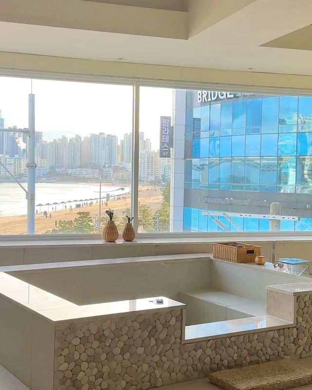 따스한 광안대교뷰 감성숙소 두 가지 타입 중 어떤거? 😎🤍