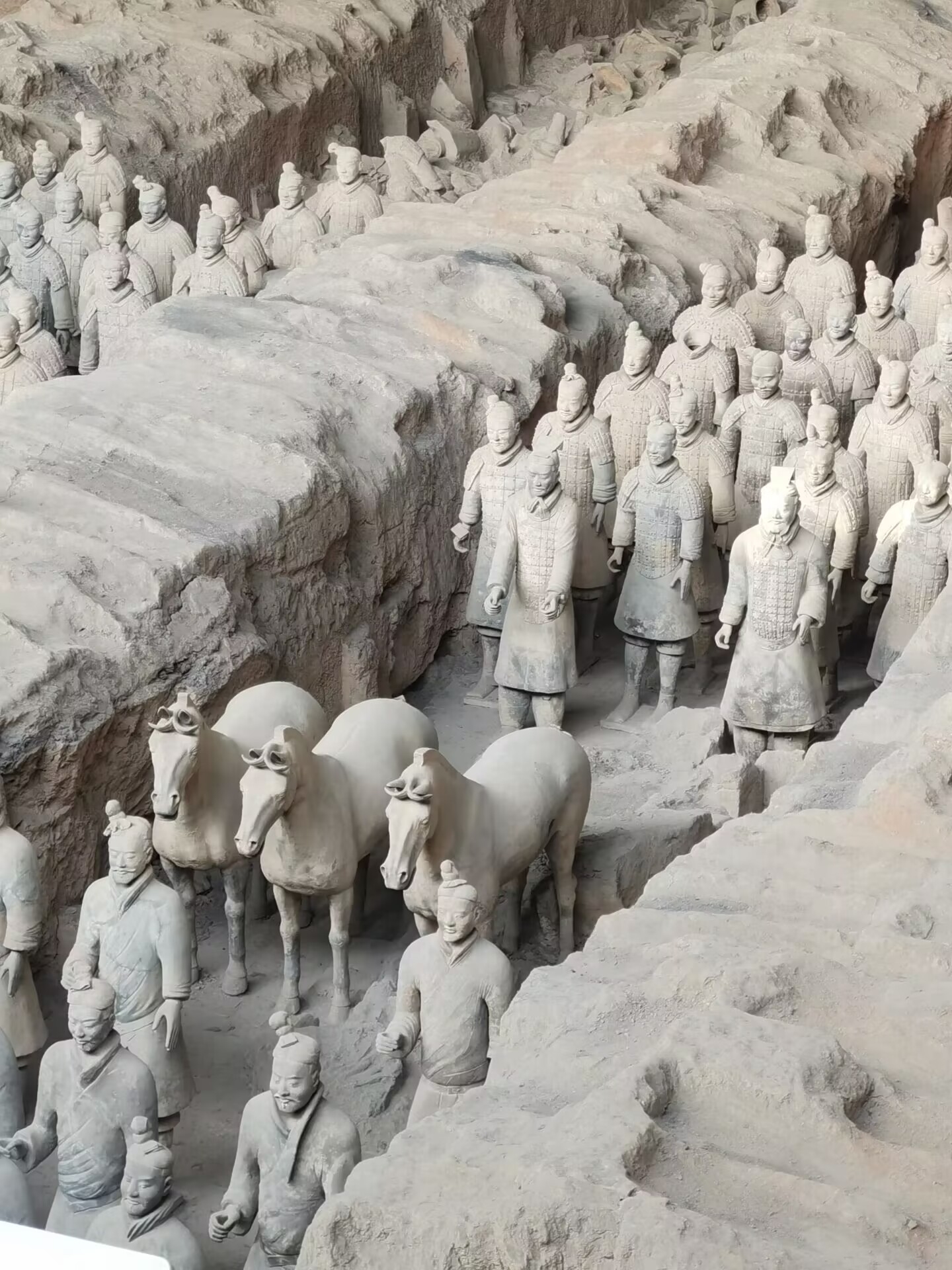 中国　世界第八大奇迹 秦始皇兵馬俑壹号坑　兵馬俑　オブジェ 置物 AgnesC | 参观世界八大奇迹之一，关于秦始皇陵兵马俑，中国之