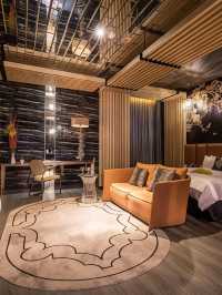 🌟 Taichung's Top Stays: Chic Comforts & Views 🌟