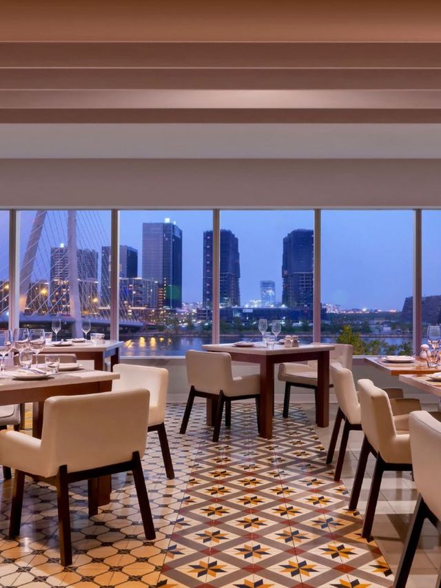 🌟 Luxe Vibes at Le Méridien Saigon! 🌆🛏️