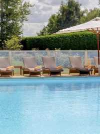 🌟🏰 French Elegance: Top Stay in Onzain! 🍷✨