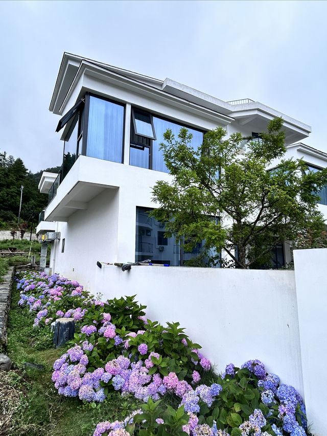 留壩獅子溝住進20°C山裡南法獨棟神仙小院