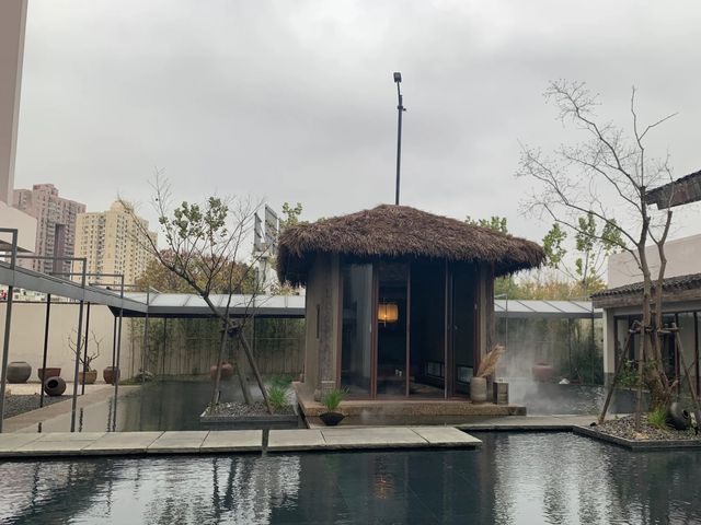 來上海旅遊，住到了我的人生酒店。