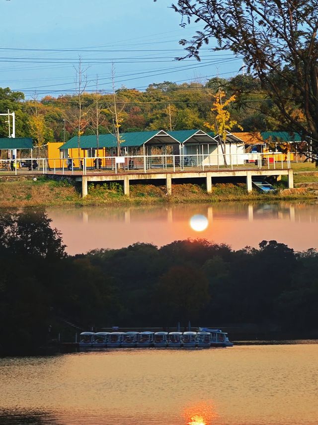 佛手湖郊野公園。