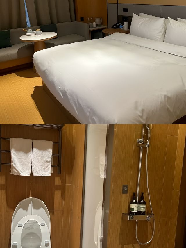 酒店位置出行方便！
