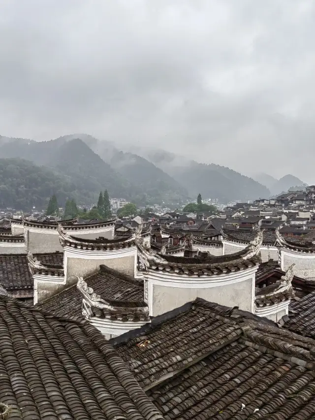 2-Day Fenghuang Itinerary: Explore the Ancient Town