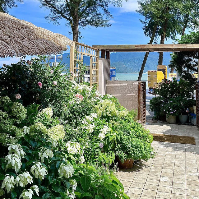 🌊深圳📍較場尾！！平價海景小院好 chill 啊~和男友找到了超級棒的一家海邊民宿，地理位置真的太方便了！😎 