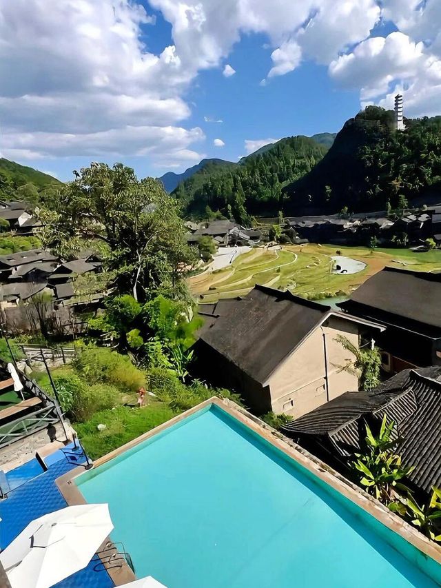 貴州遵義！俾我發現呢間山景泳池酒店靚到破防！！|||