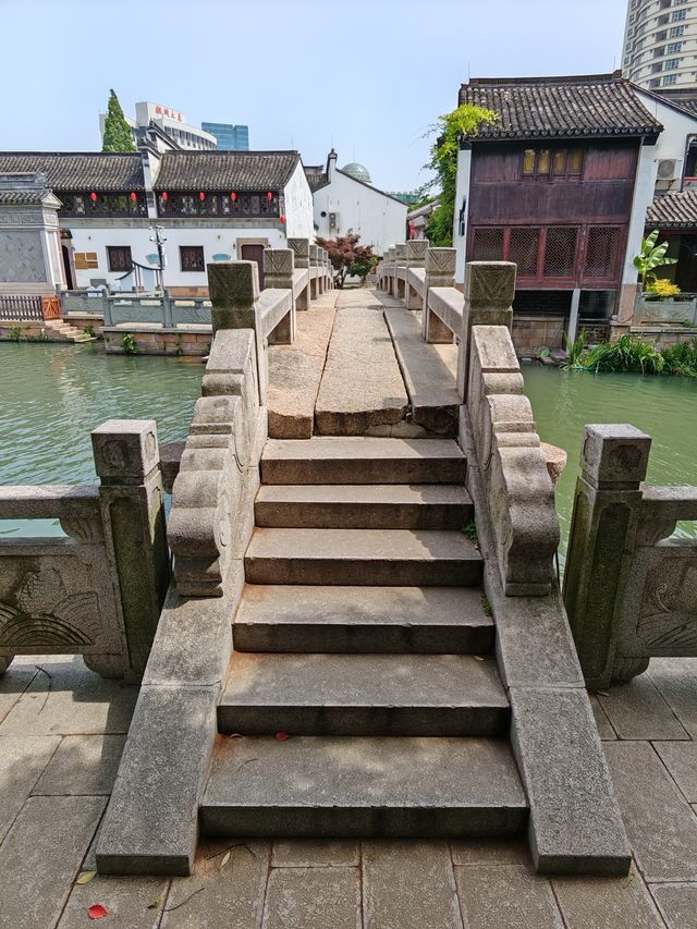 衣裳街