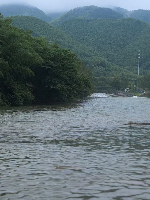 住進山水畫裡，找回放鬆嘅自己