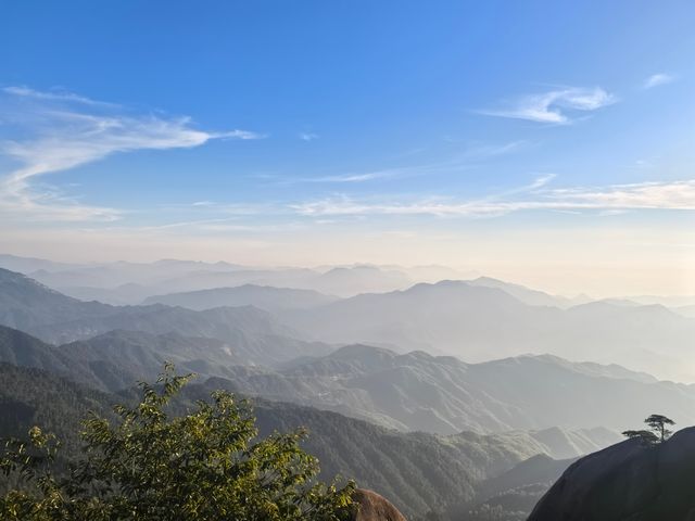 天柱山夜爬終極攻略：星空為被，雲海為席，今個夏天一齊逃離