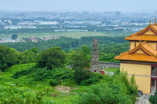 南京方山徒步全攻略!免費登頂俯瞰大學城,打卡千年定林寺塔 南京方山徒步全攻略!免費登頂俯瞰大學城,打卡千年定林寺塔