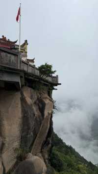九華山百歲宮｜在雲端遇見600年不腐的“