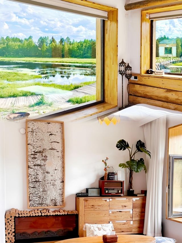 漠河這家帶天窗的民宿，藏在大興安嶺裡，體驗感直接香麻了～