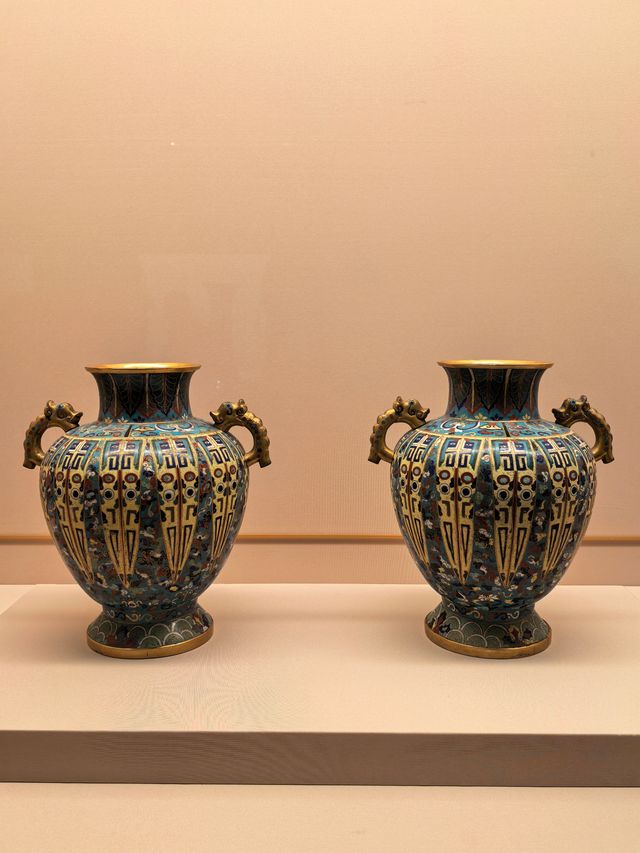 探秘上博隱藏寶藏掐絲琺瑯器展 探秘上博隱藏寶藏掐絲琺瑯器展