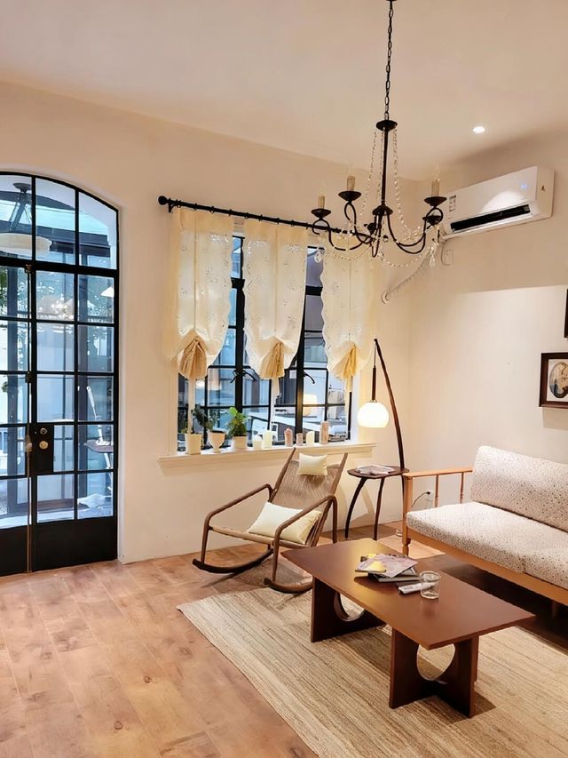 上海！花園小院！靜安寺！三室兩廳可住7人！