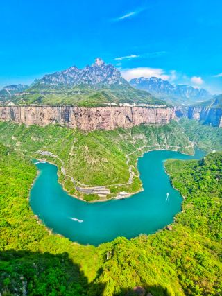 Escape the City Plan｜Mastering the "Blue Water and Red Mountains" at Baoquan