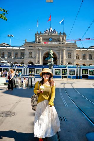 Roaming Zurich, half modern and refined, half lively and artistic