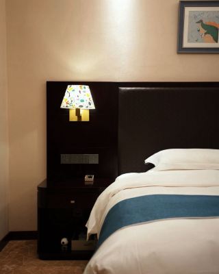 Around Xi'an | A cozy hot spring hotel at the foot of Mount Hua