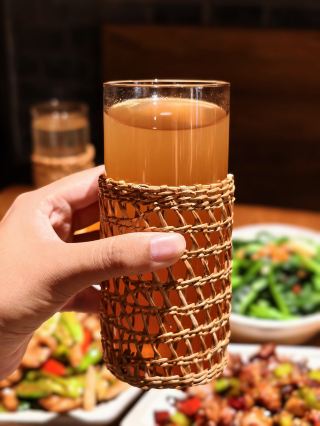 Xi Xiaokui | The healing warmth of daily life in Wudaoying Hutong