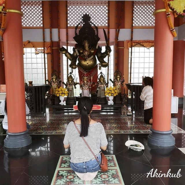 ขอพรพระพิฆเนศ องค์ยืนที่ใหญ่ที่สุดในโลก