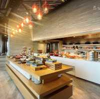 นอนสบาย สวนน้ำสนุกที่ Holiday Inn Vana Nava Huahin