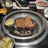 排隊一小時都要食的日式烤肉店！任何人無食都會後悔🤣🤣🤣