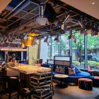 【アロフト東京銀座】ホテルのバーでおしゃれに1杯