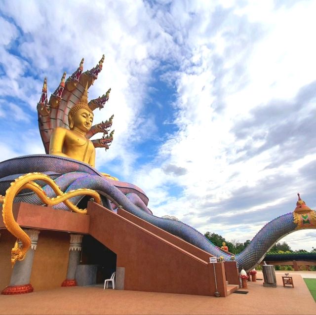 วัดพลอยสังวรณ์นิรันดร์