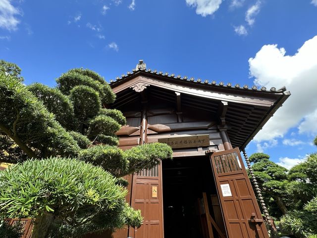 坐港鐵遊香港 | 鑽石山站 | 南蓮園池與志蓮淨苑
