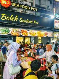 Jalan Alor, the Foodies' Paradise!