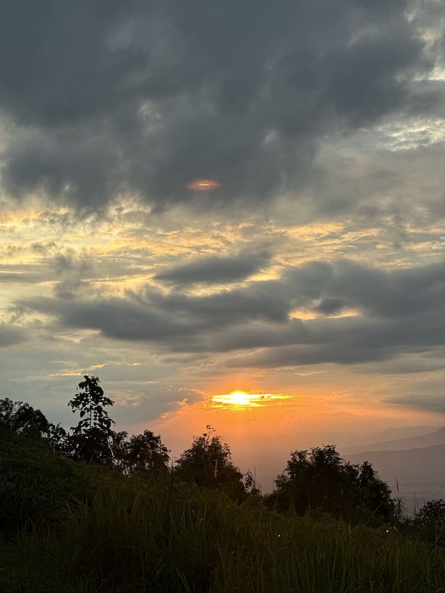 หม่องเบิ่งตะเว็น~จุดชมพระอาทิตย์ตกที่สวยที่สุด🌄