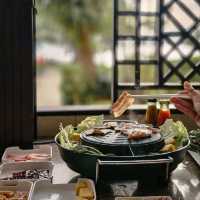 เที่ยวพัทยา นอนแช่อ่าง ย่างหมูกระทะ