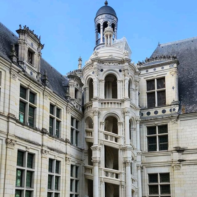 Majestic Medieval Residences In Chambord