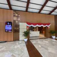 Saphire Lounge: Travel Bliss Found!