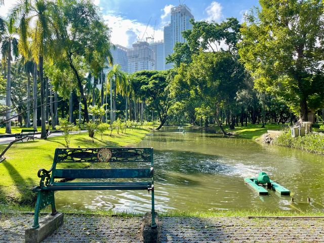 สวนลุมพินี สวนขนาดใหญ่ใจกลางกรุง