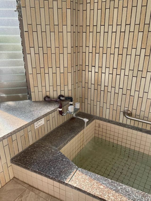 一泊2食付き！部屋に温泉付きなのに土日で1人25000円から！？コスパ最強熱海の老舗旅館！