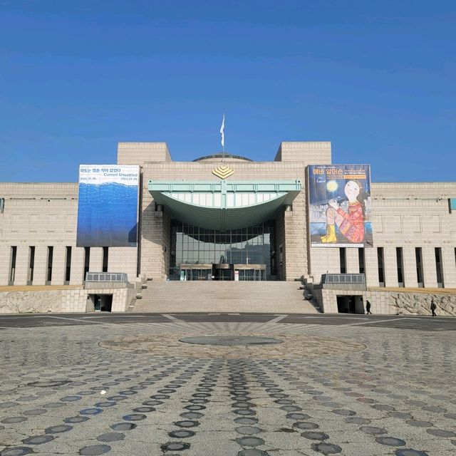 평화를 기원하는 마음으로 방문한 전쟁기념관