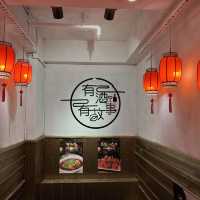 環境闊落的小炒店