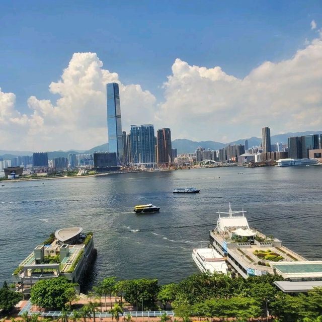 A birthday stay in fourseason hk 