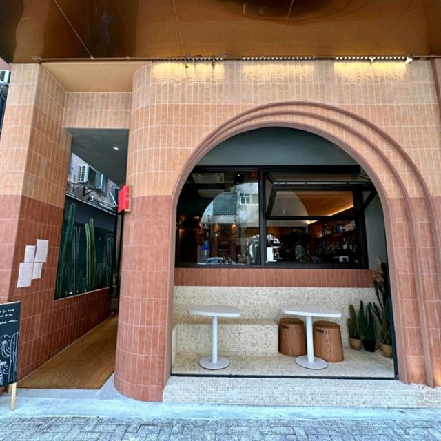 coffee cocktail bar「2 Soon」
